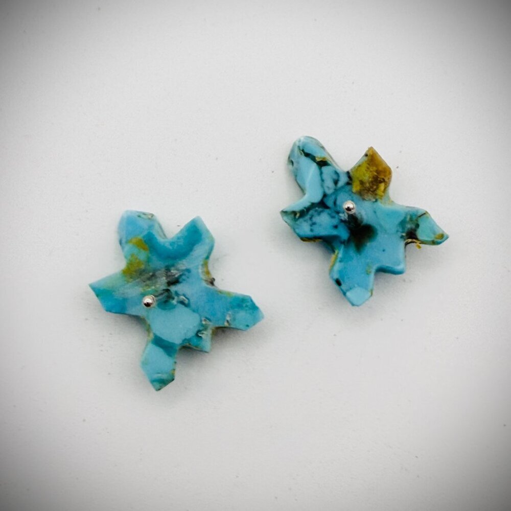 Carved Turquoise Turtle Stud Earrings .5" - Picture 3 of 3